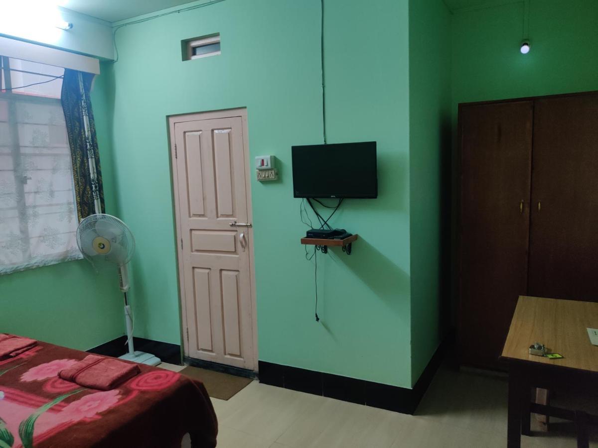 Travellers Bed And Breakfast Шиллонг Экстерьер фото