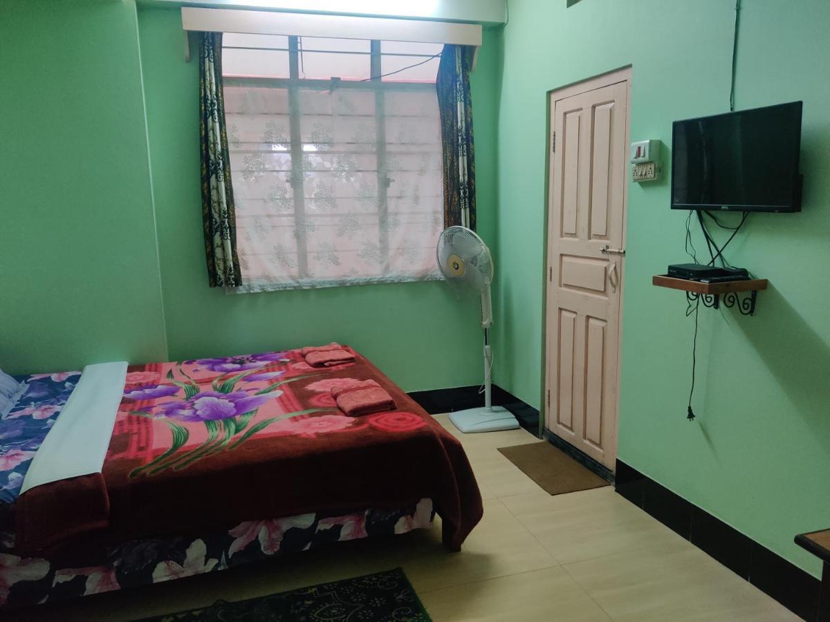 Travellers Bed And Breakfast Шиллонг Экстерьер фото