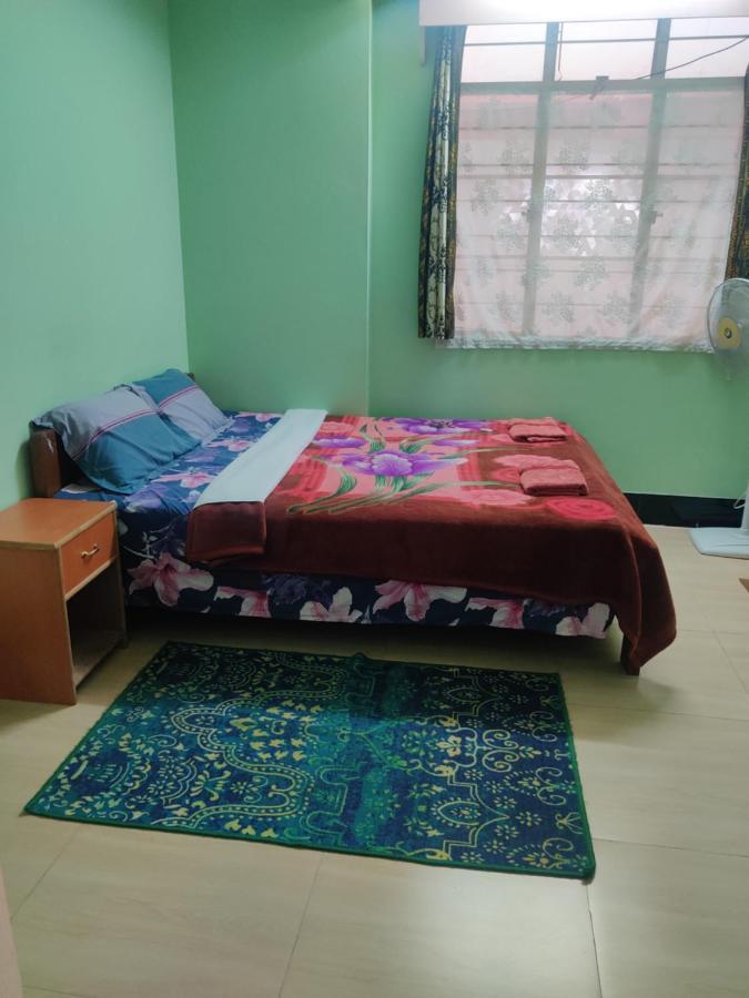 Travellers Bed And Breakfast Шиллонг Экстерьер фото